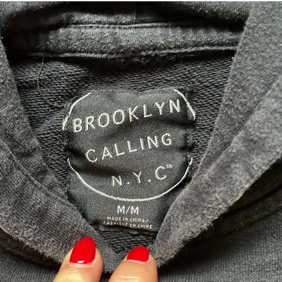 Aeropostale Sleeveless Hoodie - Picture 5 of 5